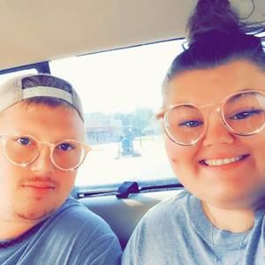 Meet your Posher, Alisa